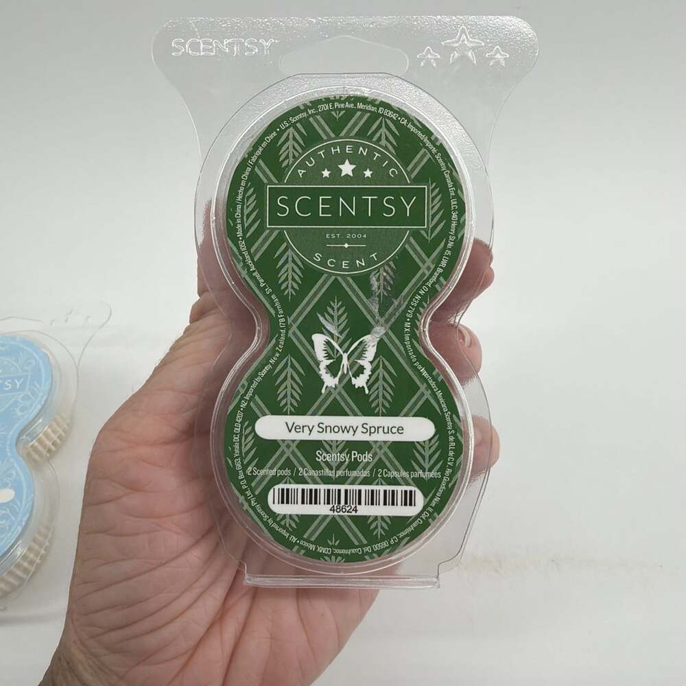 Scentsy Pods Polar Bear Hug & Very Snowy Spruce Lot Of 2 New - Picture 4 of 4